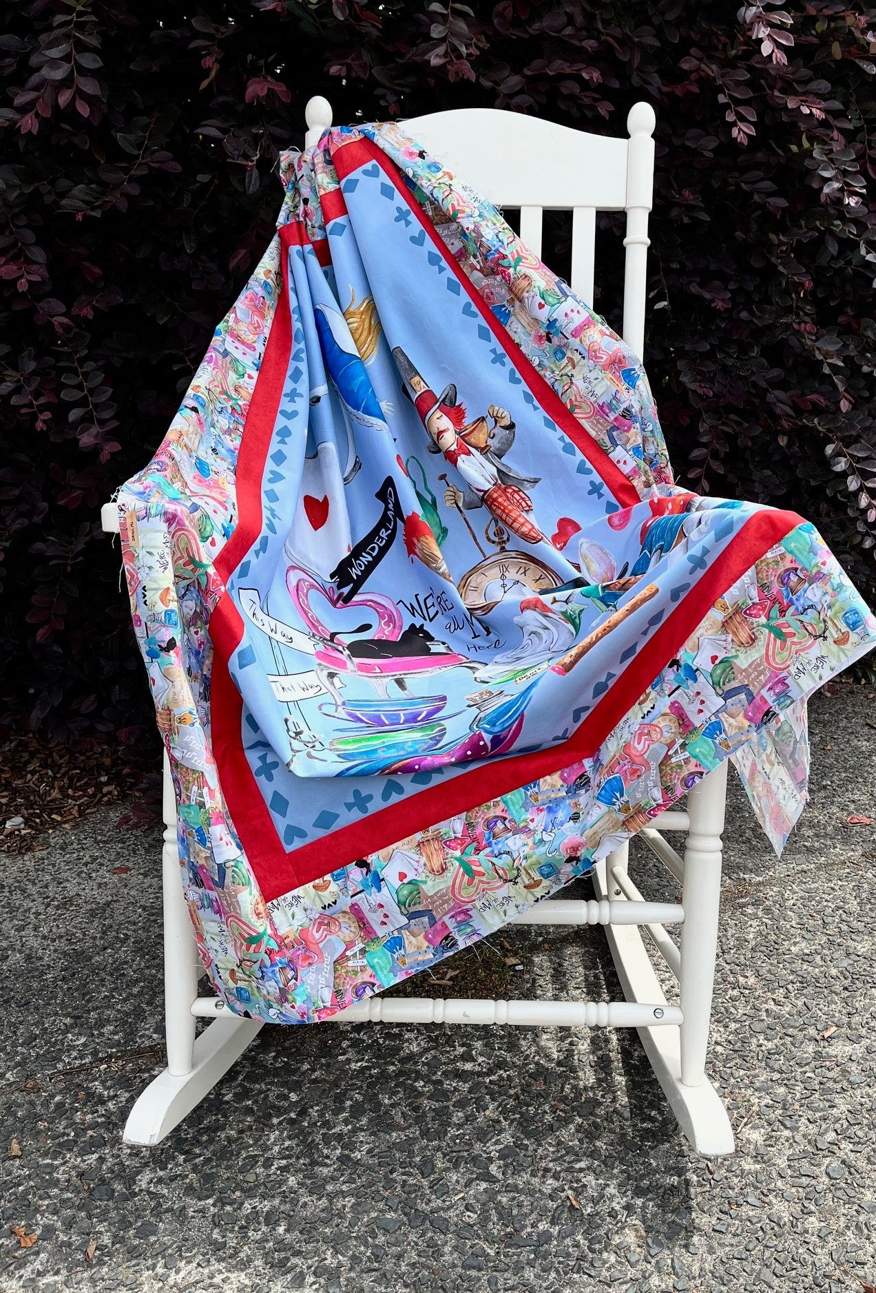 Alice in Wonderland Throw/Cot Quilt