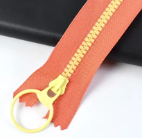 Candy Zipper with ring pull